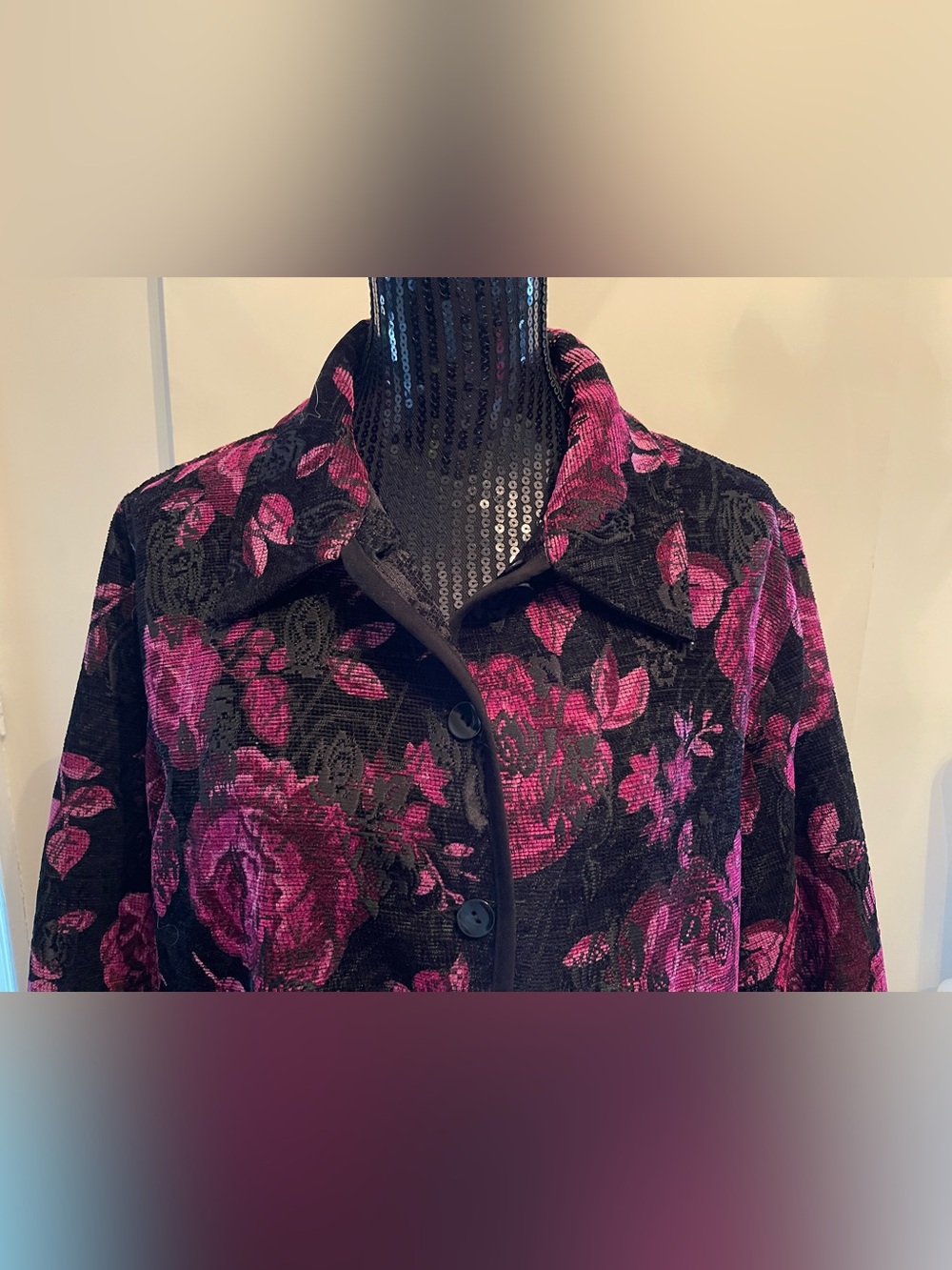 Black & Magenta Floral Button-Front Shirt /Jacket Revisable - Picture 2 of 10